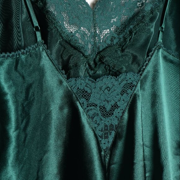90's Teal Green Victoria's Secret Chemise with Lace - Picture 6 of 8